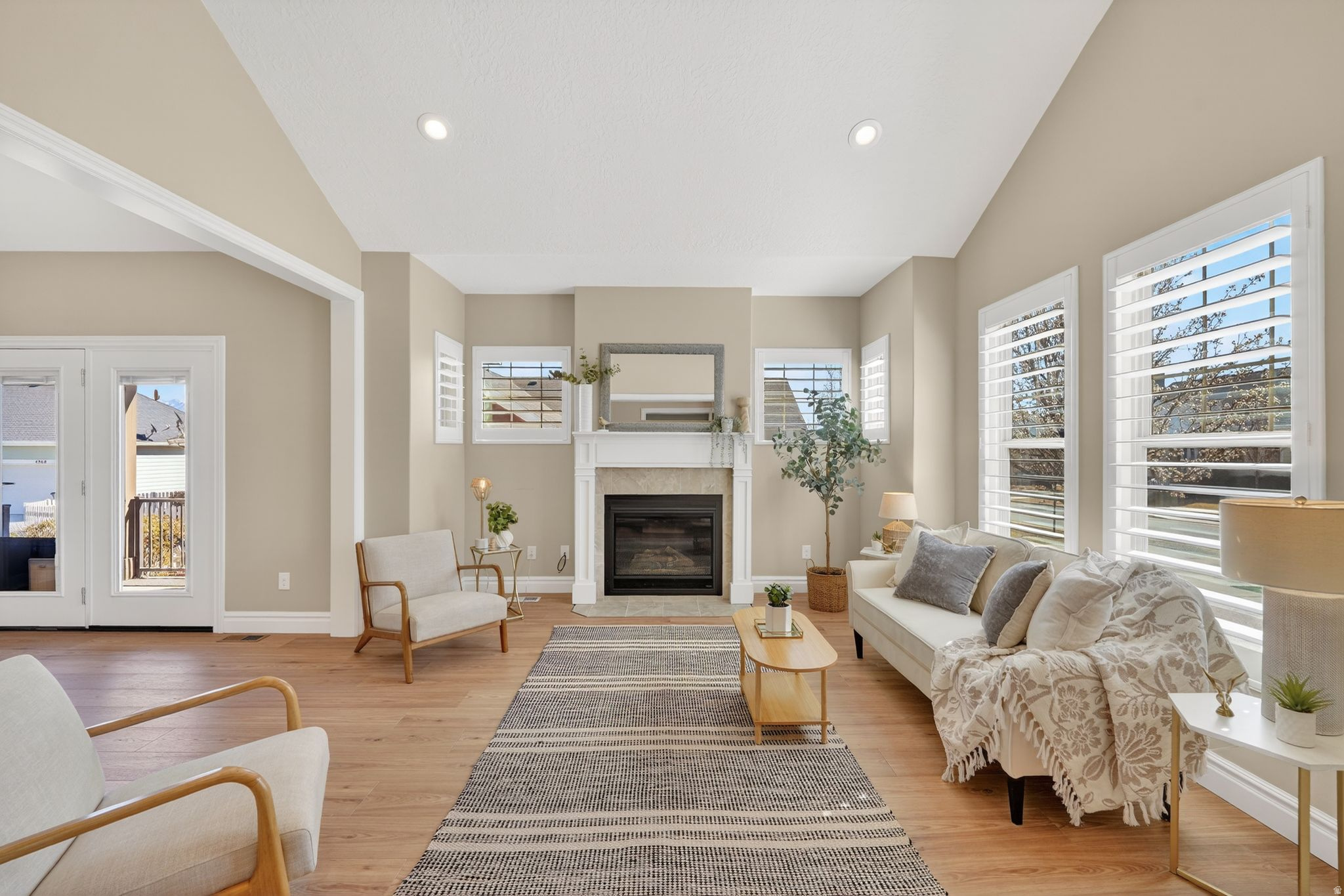 DAYBREAK GDNPK290 - Residential