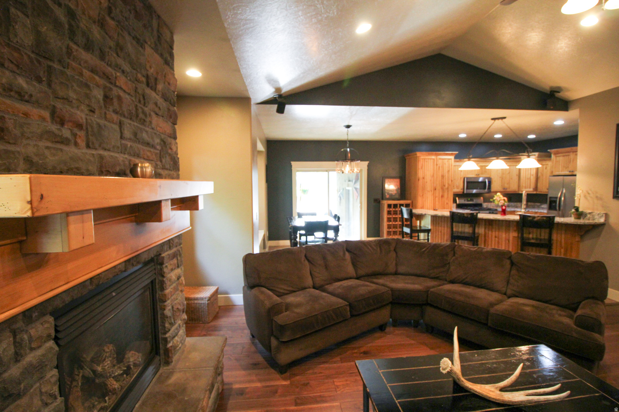EAST EDGEHILL ESTATES - Residential