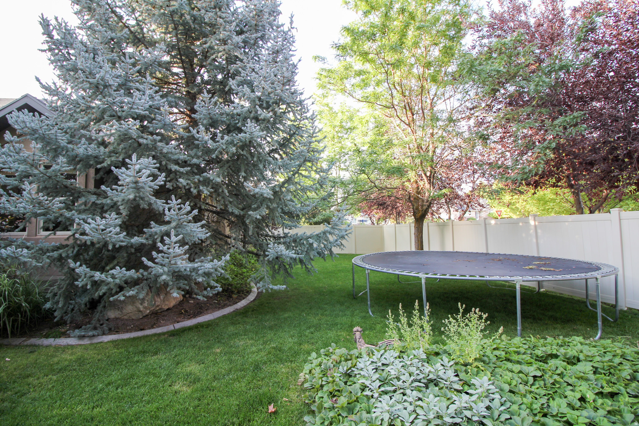 EAST EDGEHILL ESTATES - Residential