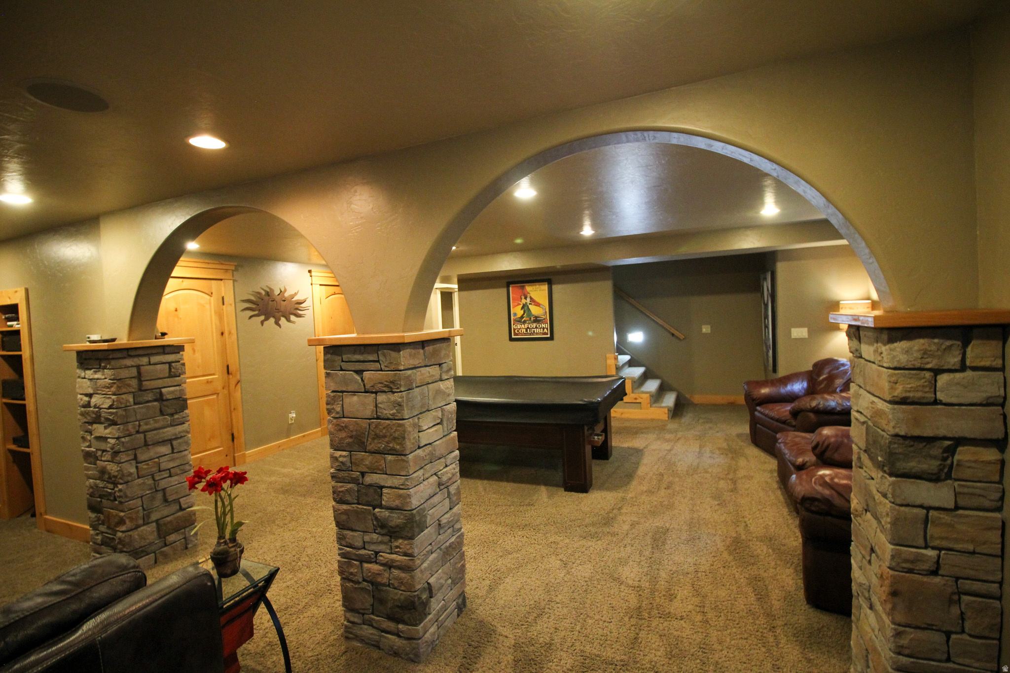 EAST EDGEHILL ESTATES - Residential