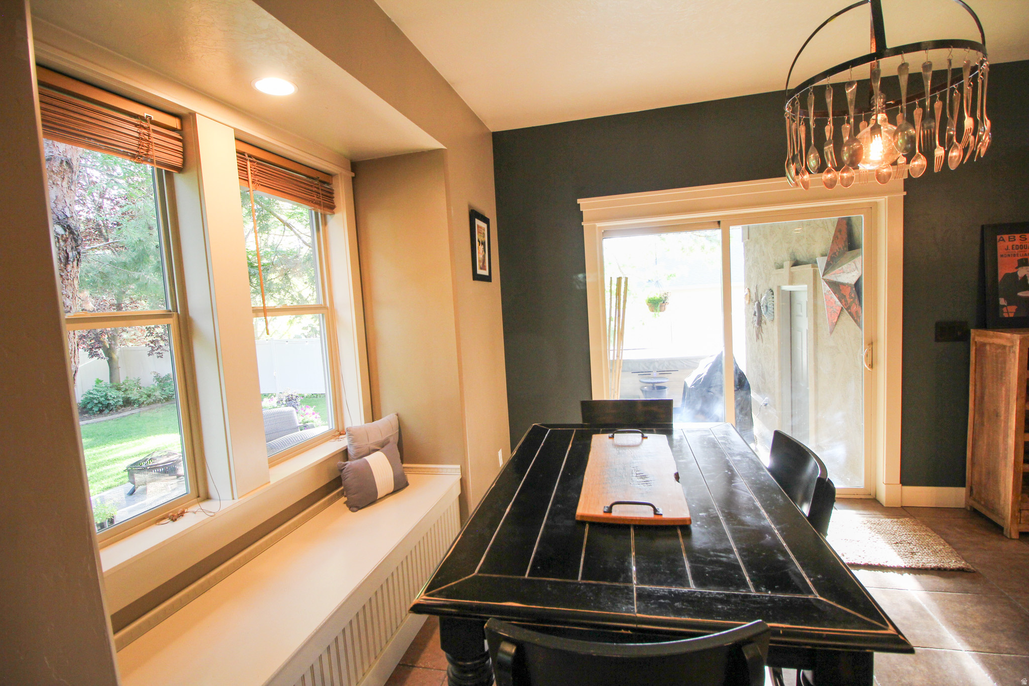 EAST EDGEHILL ESTATES - Residential