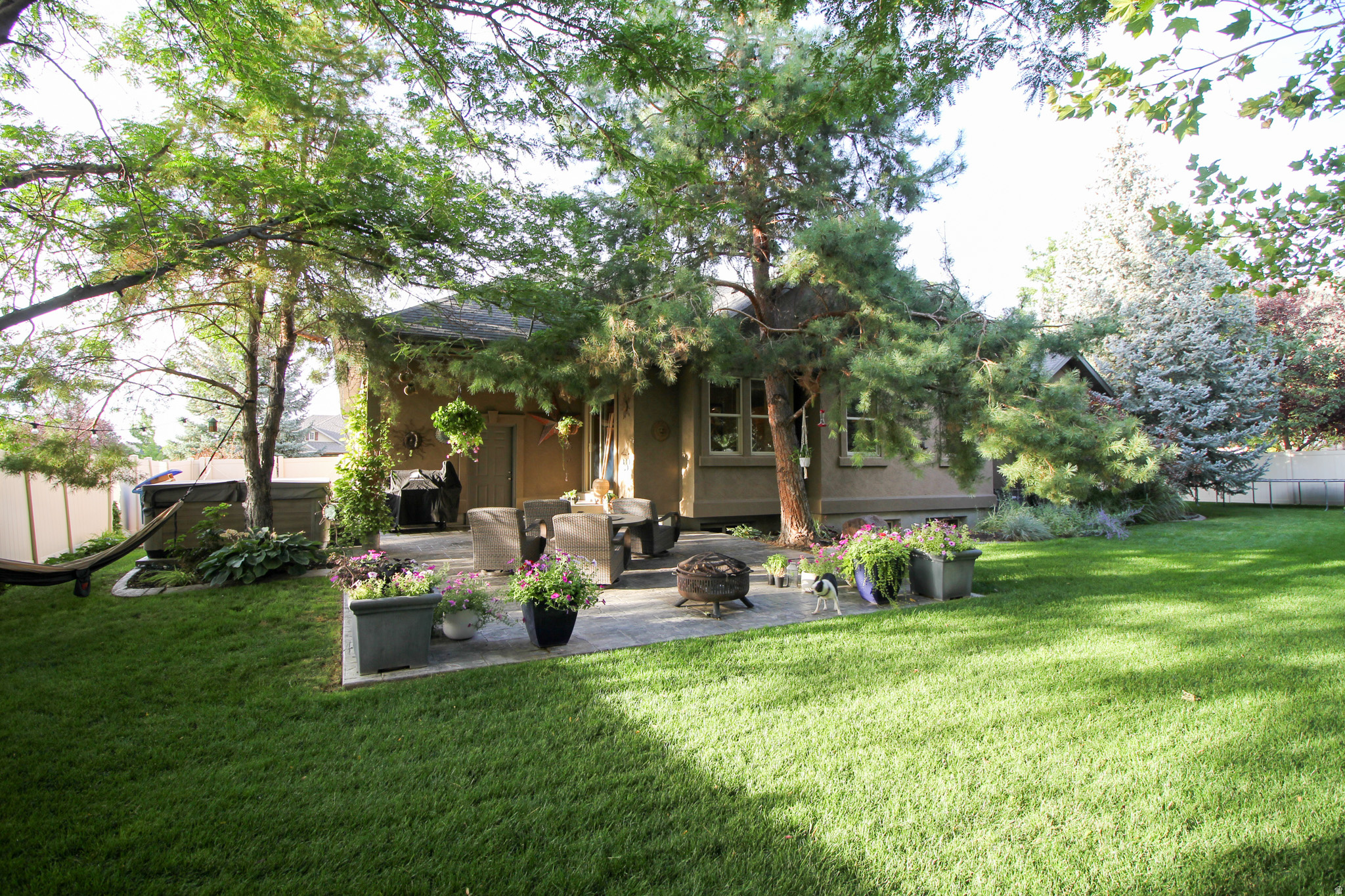 EAST EDGEHILL ESTATES - Residential