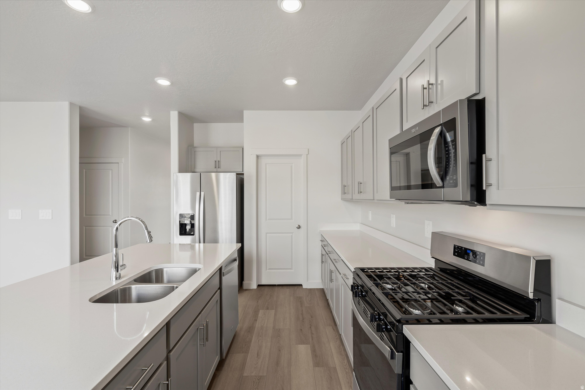 PROSPERTY OVERLAKE - Residential