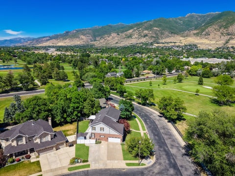 Tiny photo for 1169 N FAIRWAY CIR W, Farmington, UT 84025 (MLS # 2166443)