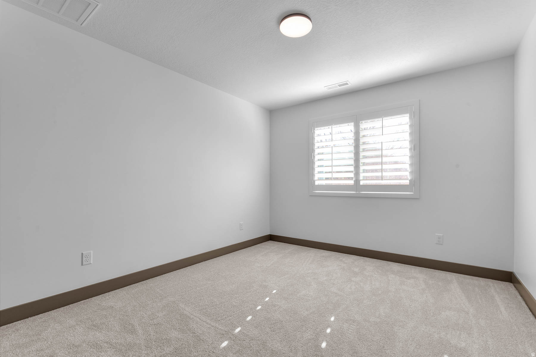 EAST SIDE 2 MOUNT JORDAN - Residential