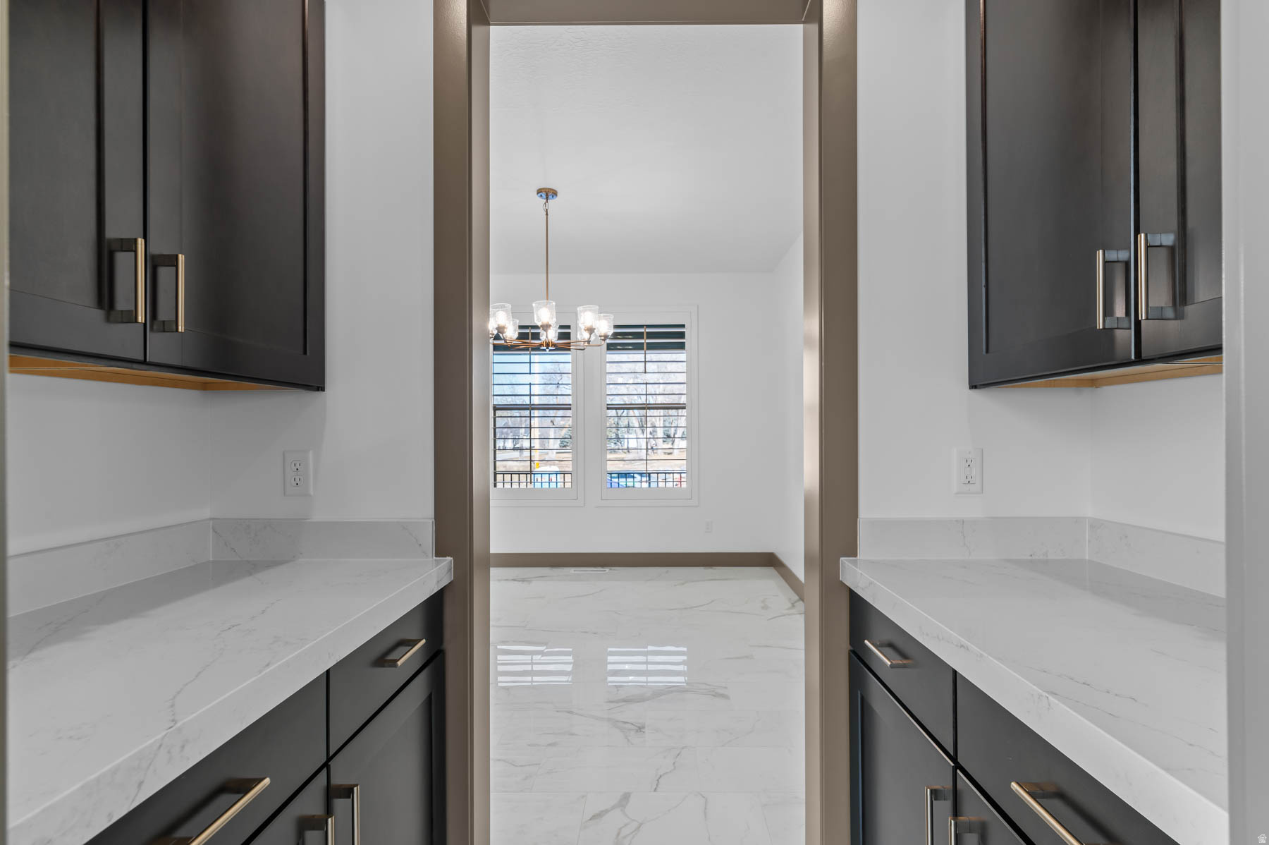 EAST SIDE 2 MOUNT JORDAN - Residential