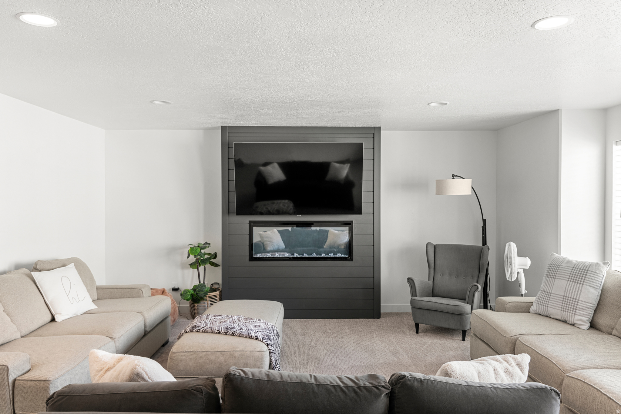 PARADISE PARKWAY - Residential