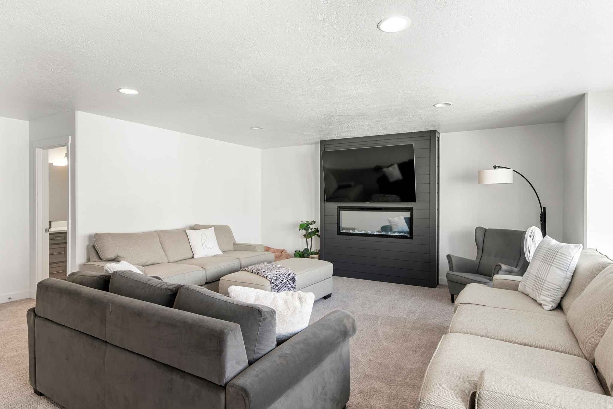 PARADISE PARKWAY - Residential