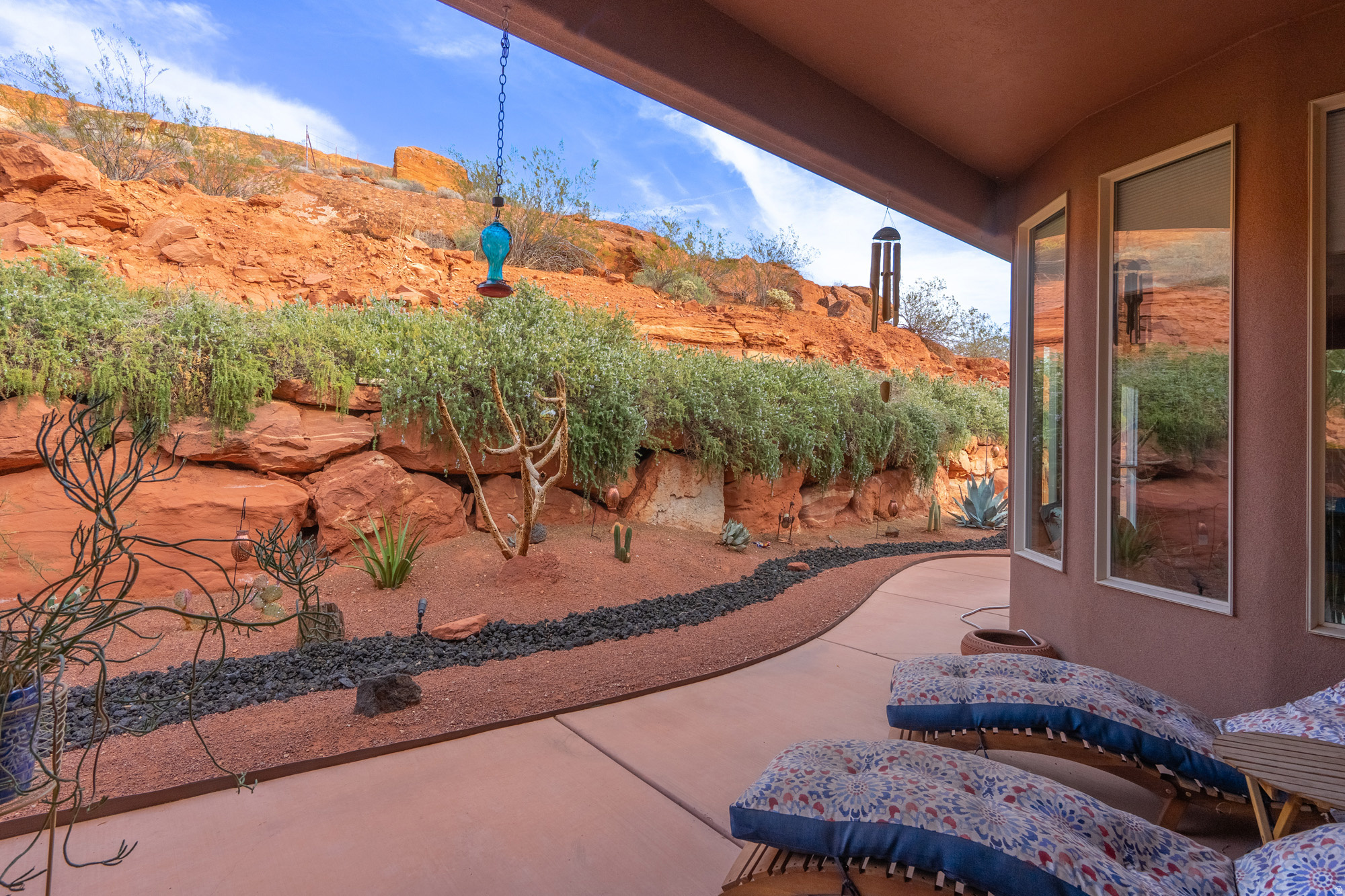 PARADISE CANYON - Residential