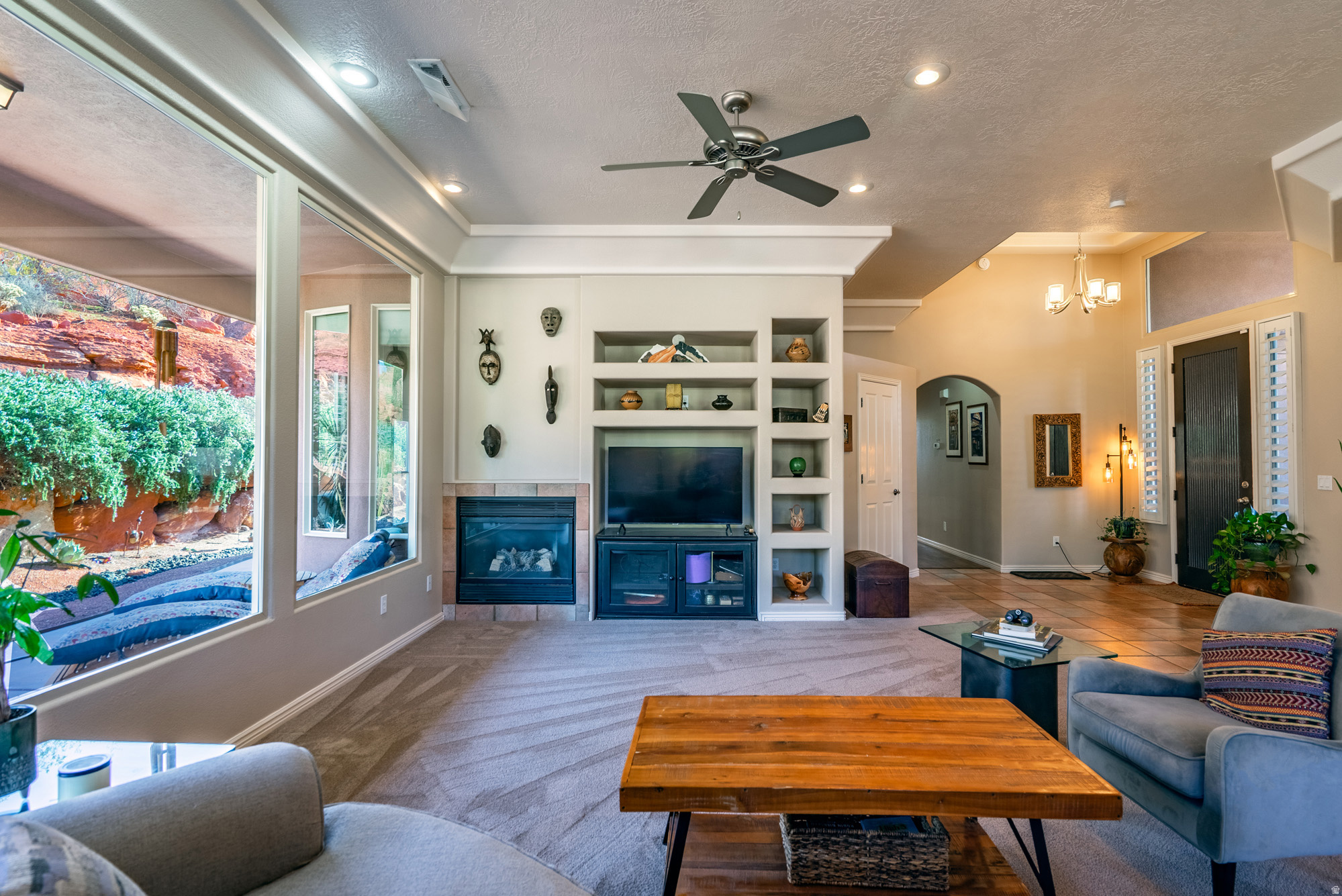 PARADISE CANYON - Residential