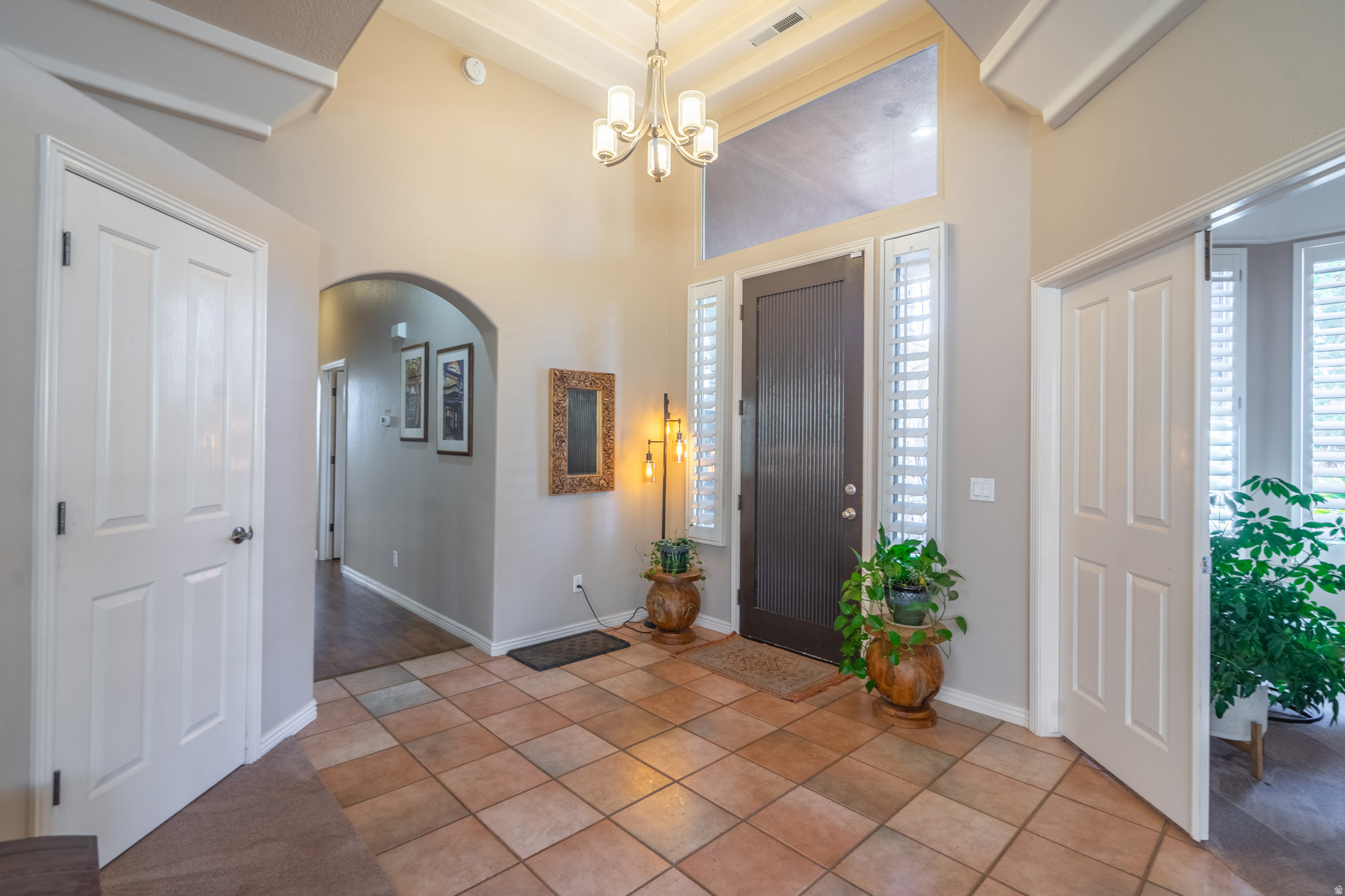 PARADISE CANYON - Residential