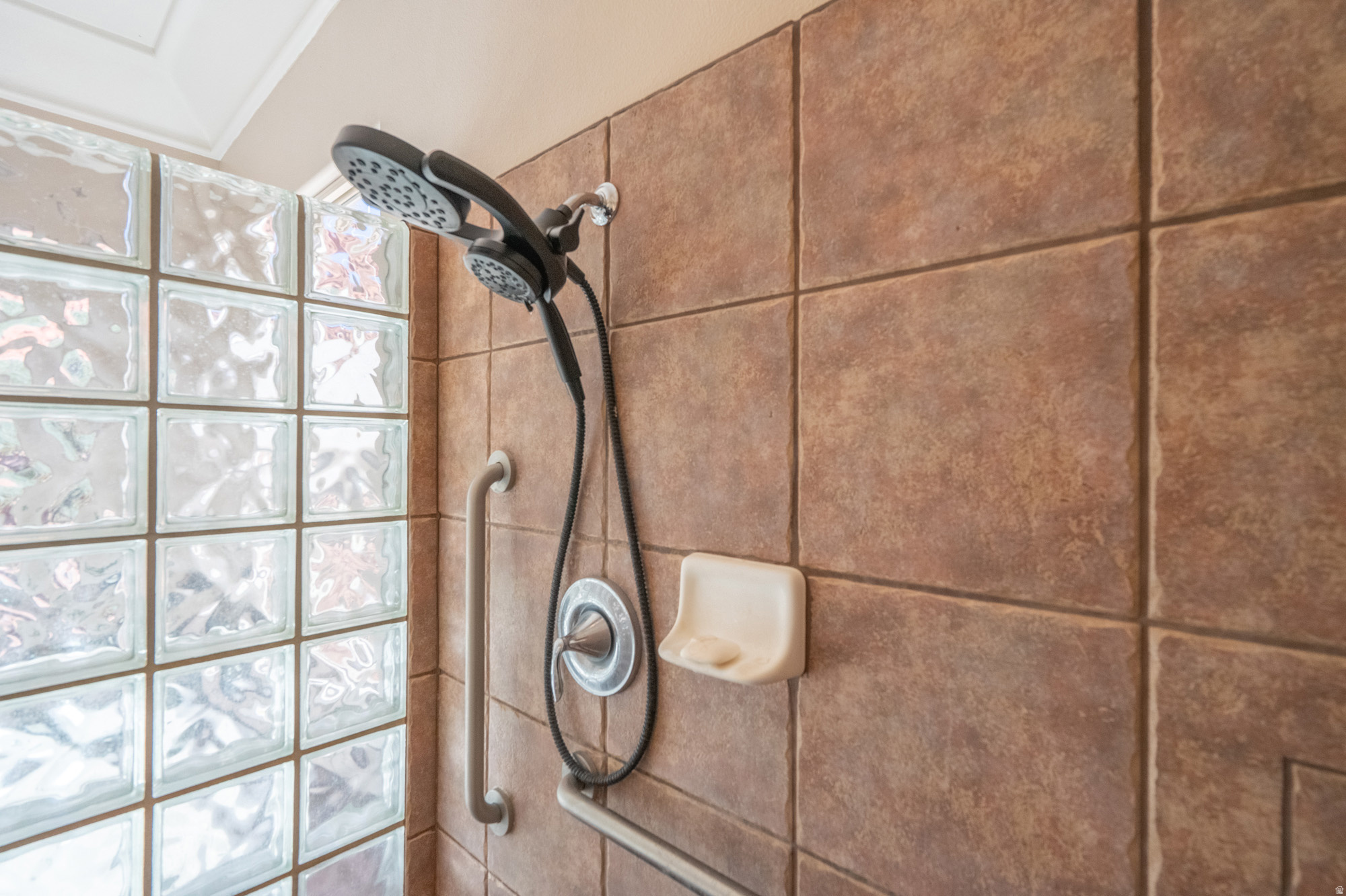 PARADISE CANYON - Residential