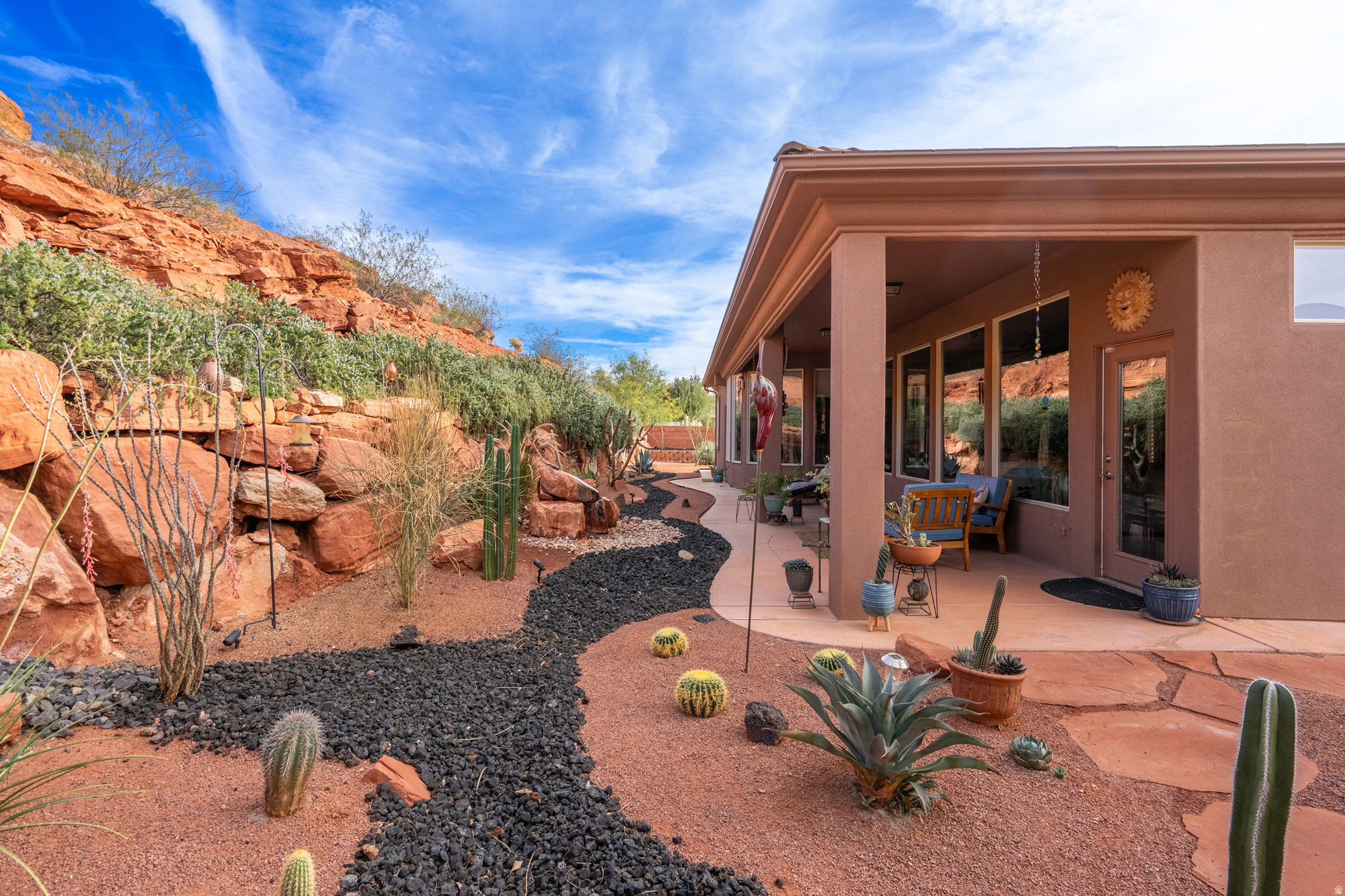 PARADISE CANYON - Residential