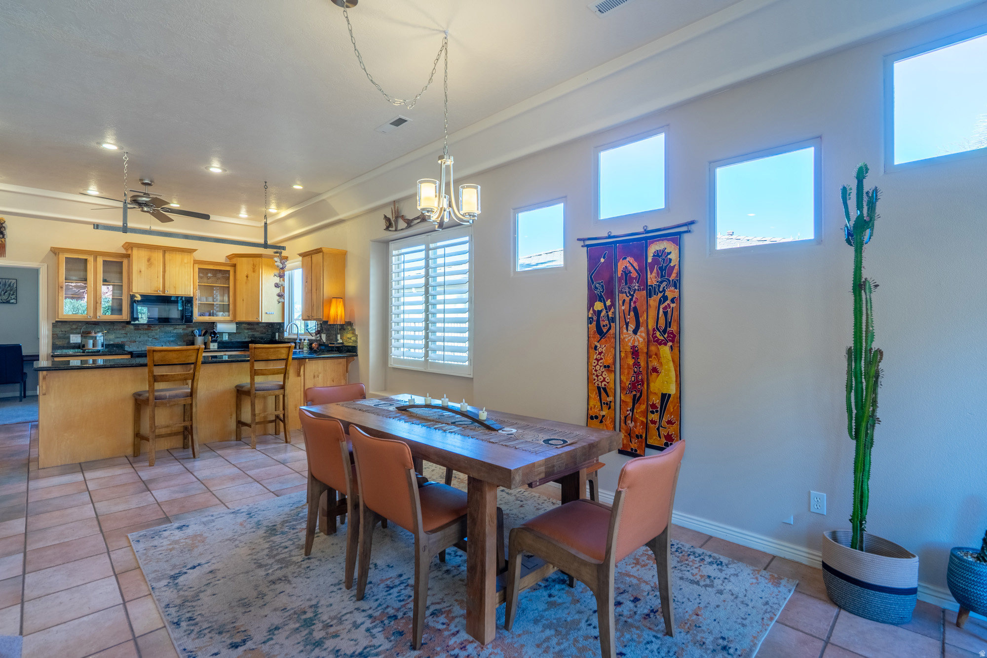 PARADISE CANYON - Residential