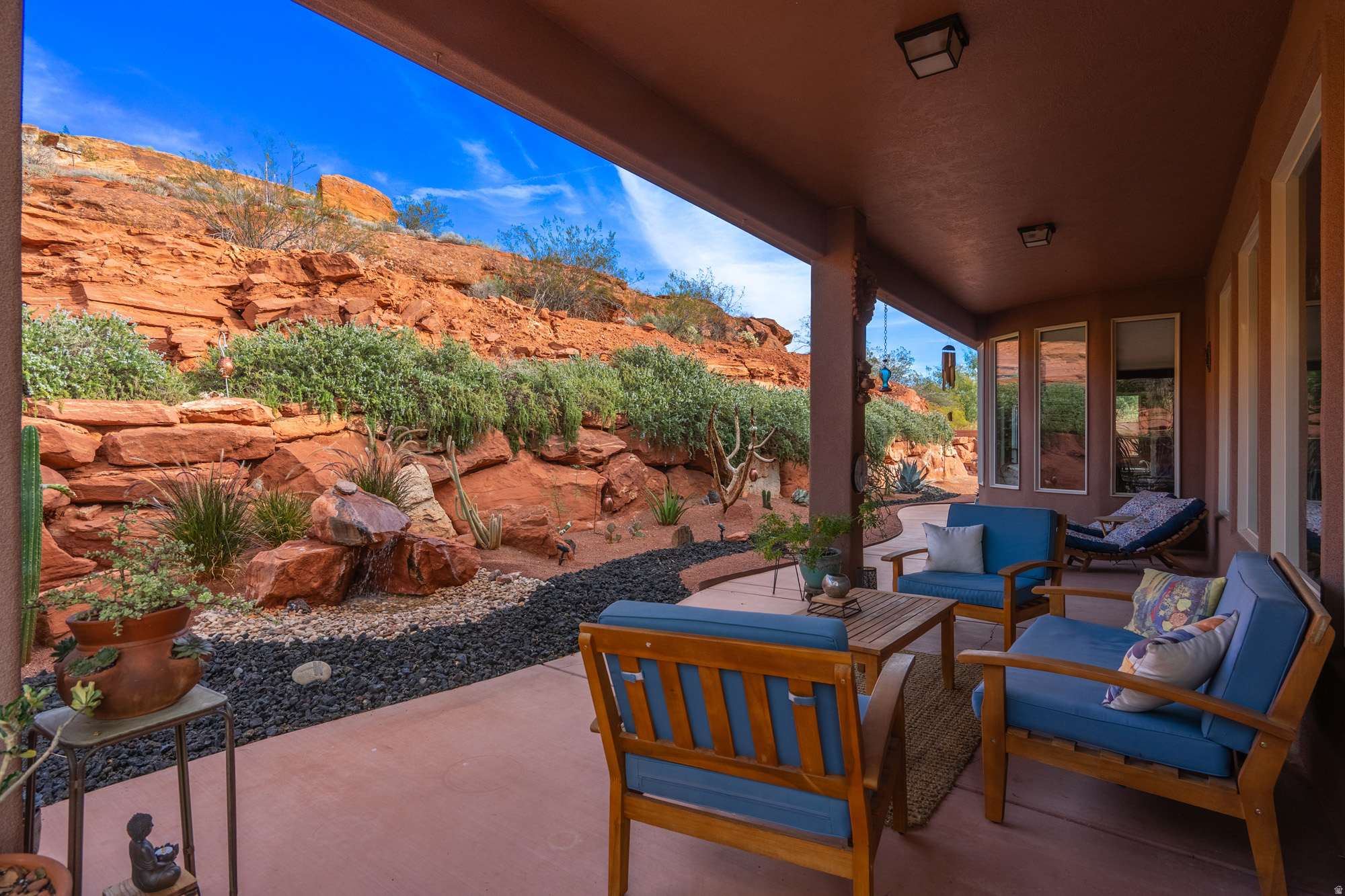 PARADISE CANYON - Residential