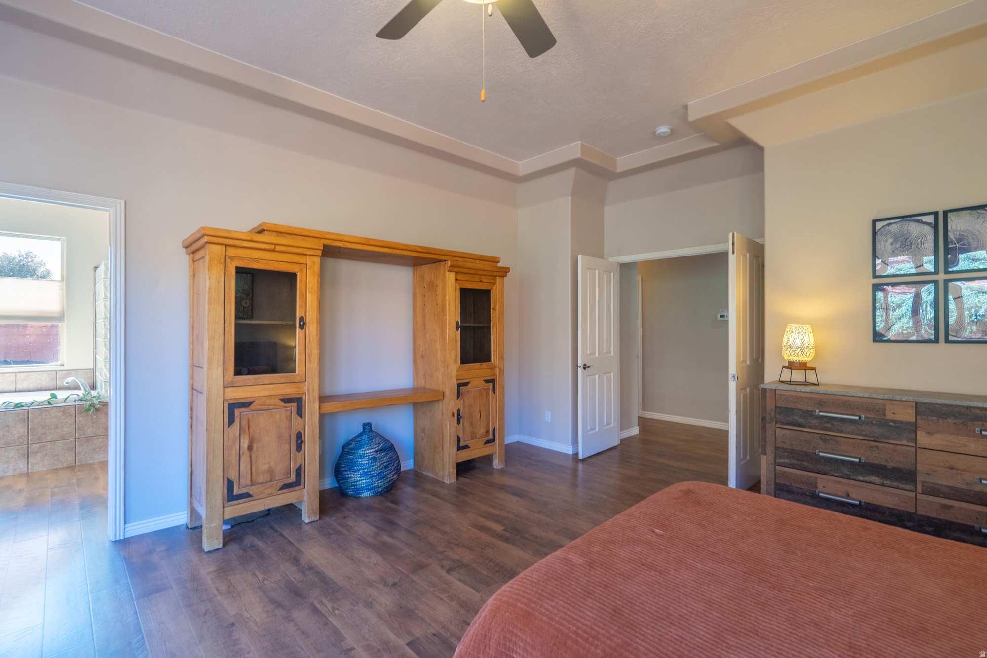 PARADISE CANYON - Residential