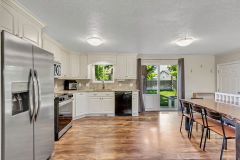 Tiny photo for 1467 S 185 W, Orem, UT 84058 (MLS # 2158847)