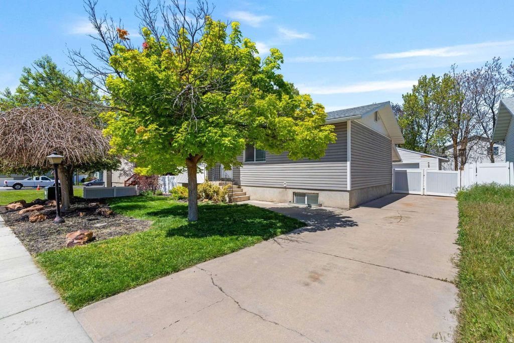 Photo of 415 E 1150 N, Logan, UT 84341 (MLS # 2156622)