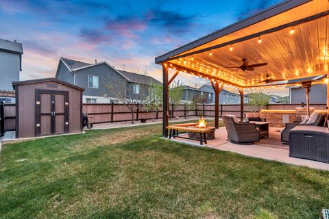 Tiny photo for 370 STONE HOLLOW DR, Santaquin, UT 84655 (MLS # 2139704)