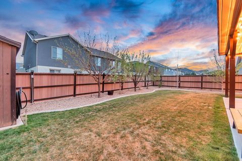 Tiny photo for 370 STONE HOLLOW DR, Santaquin, UT 84655 (MLS # 2139704)