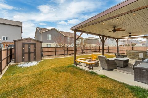 Tiny photo for 370 STONE HOLLOW DR, Santaquin, UT 84655 (MLS # 2139704)