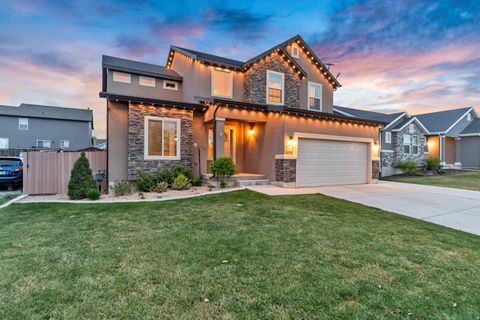 Tiny photo for 370 STONE HOLLOW DR, Santaquin, UT 84655 (MLS # 2139704)