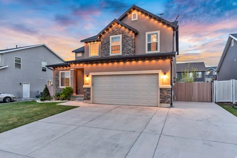 Tiny photo for 370 STONE HOLLOW DR, Santaquin, UT 84655 (MLS # 2139704)