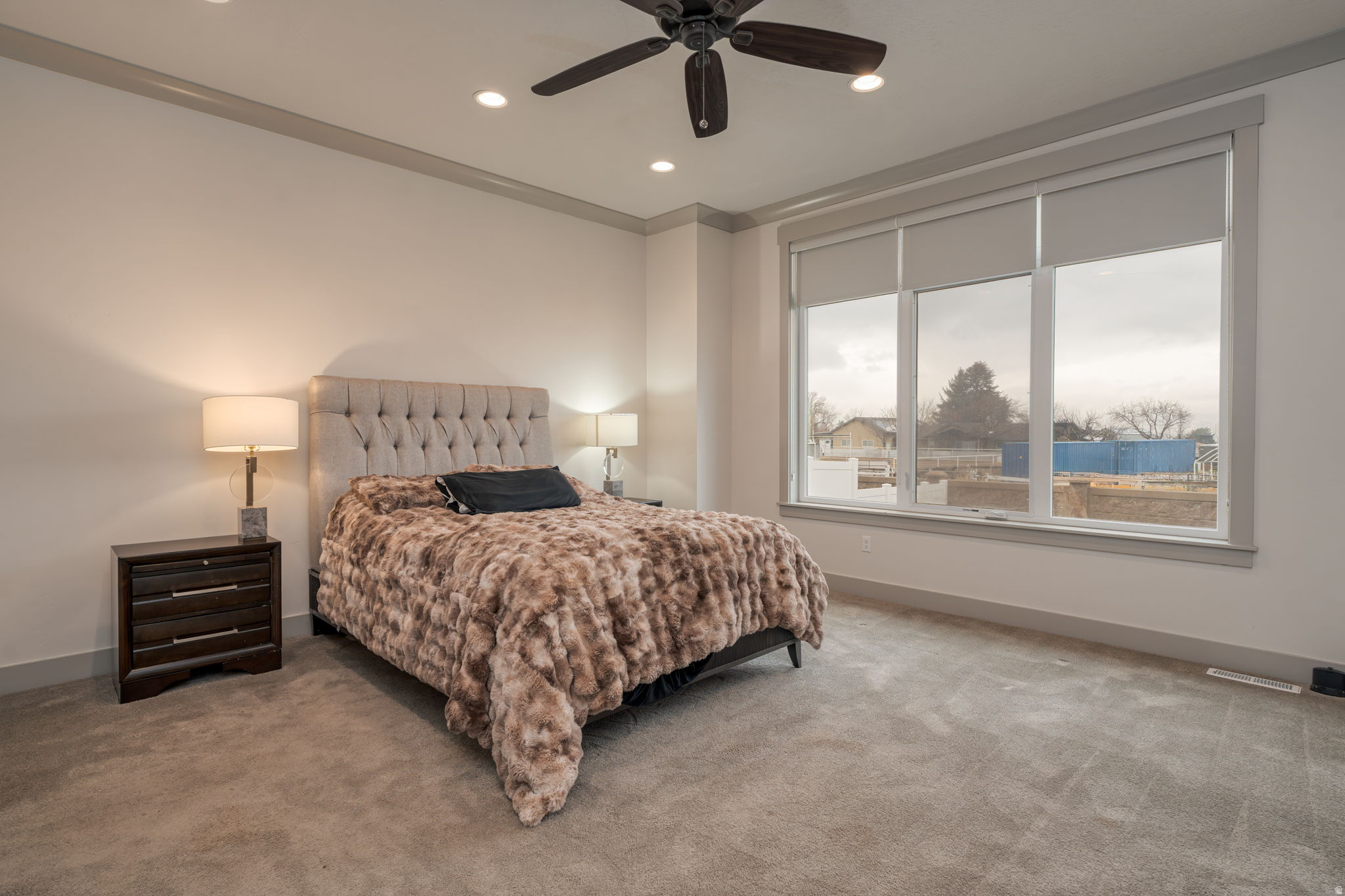 VILLAS@DIMPLE DELL - Residential