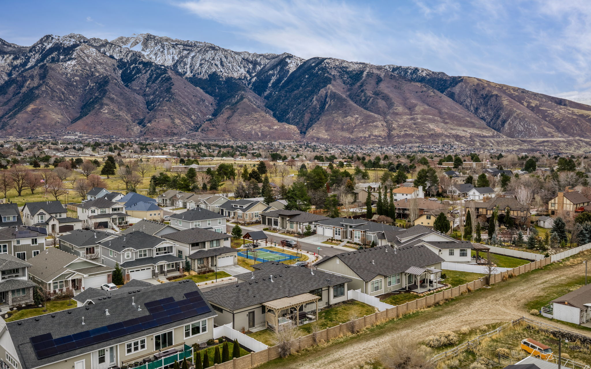 VILLAS@DIMPLE DELL - Residential