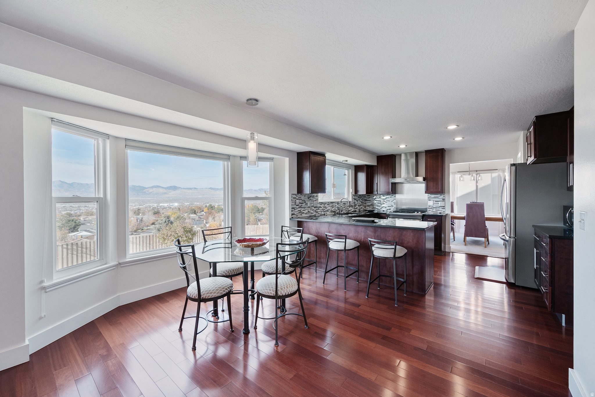 BLUFF AT HIDDEN VALLEY - Residential