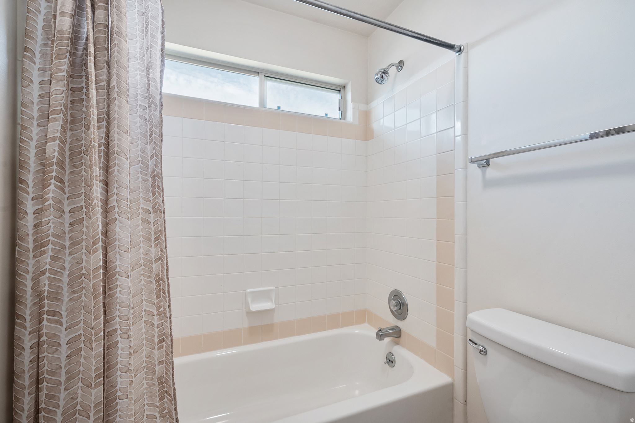 BLUFF AT HIDDEN VALLEY - Residential