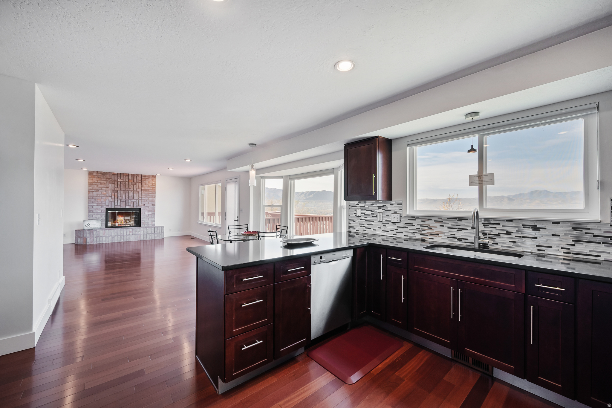 BLUFF AT HIDDEN VALLEY - Residential