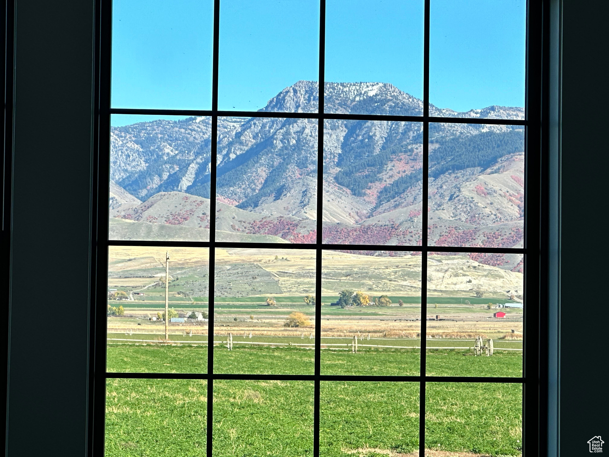 7226 Estancia Ln, Smithfield, Utah image 2
