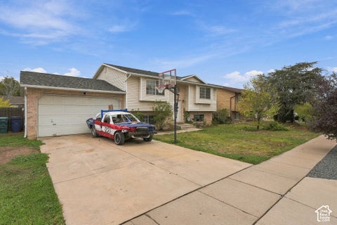 Tiny photo for 5791 S 3975 W, Roy, UT 84067 (MLS # 2191385)