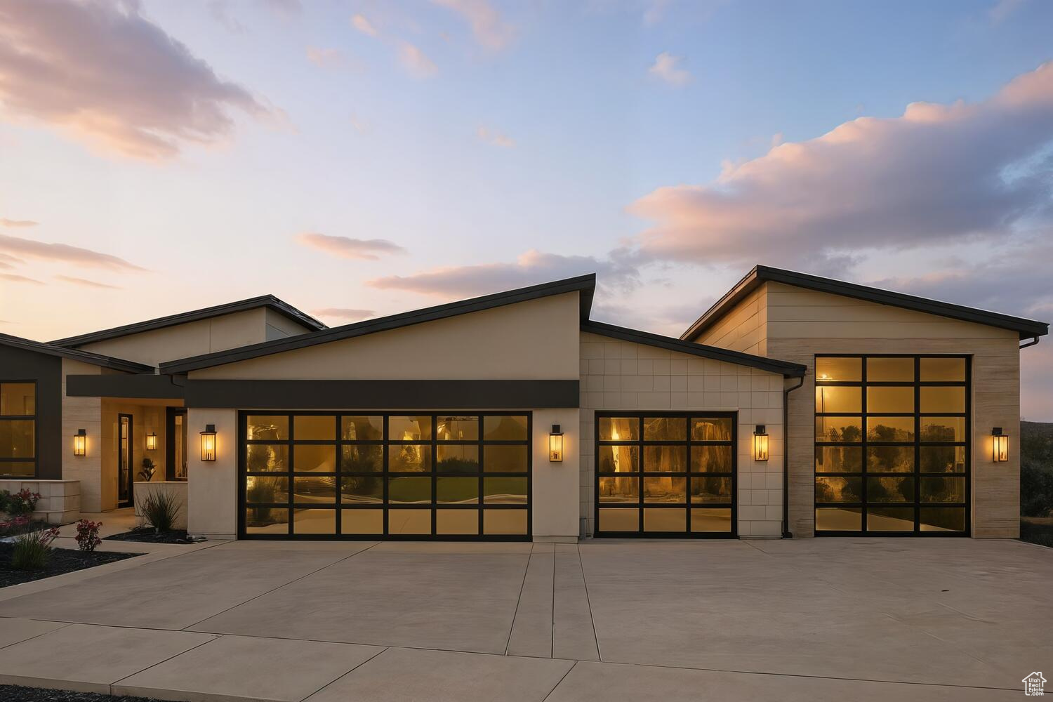 GRAND HEIGHTS PH 1 - Residential