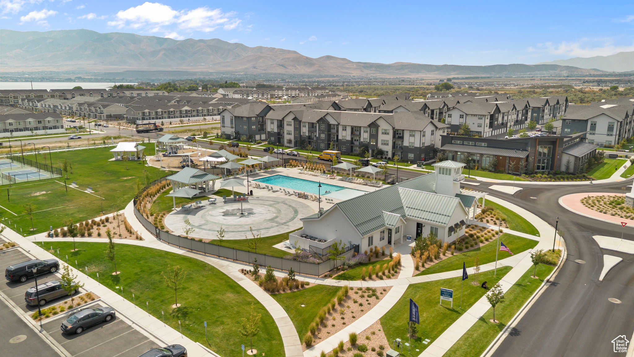 NORTHSHORE - Residential