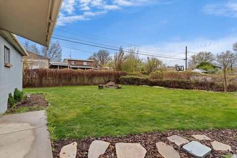 Tiny photo for 282 E 650 N, Bountiful, UT 84010 (MLS # 2147733)