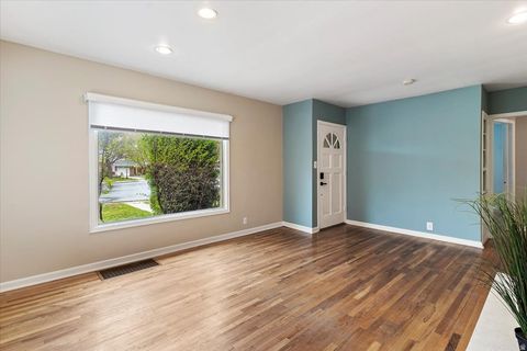 Tiny photo for 282 E 650 N, Bountiful, UT 84010 (MLS # 2147733)