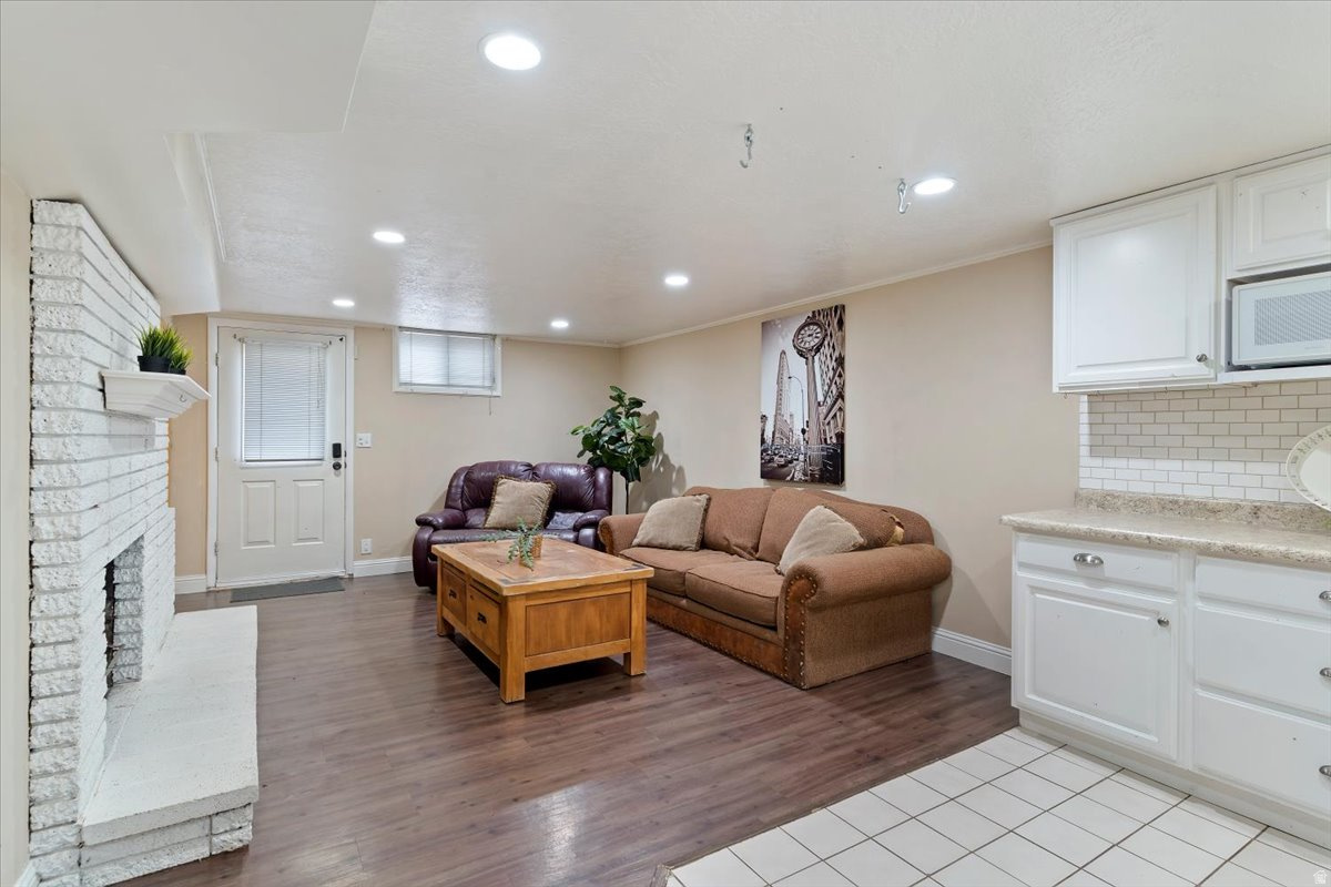 CHERRY PARK - Residential