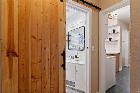 Tiny photo for 282 E 650 N, Bountiful, UT 84010 (MLS # 2147733)