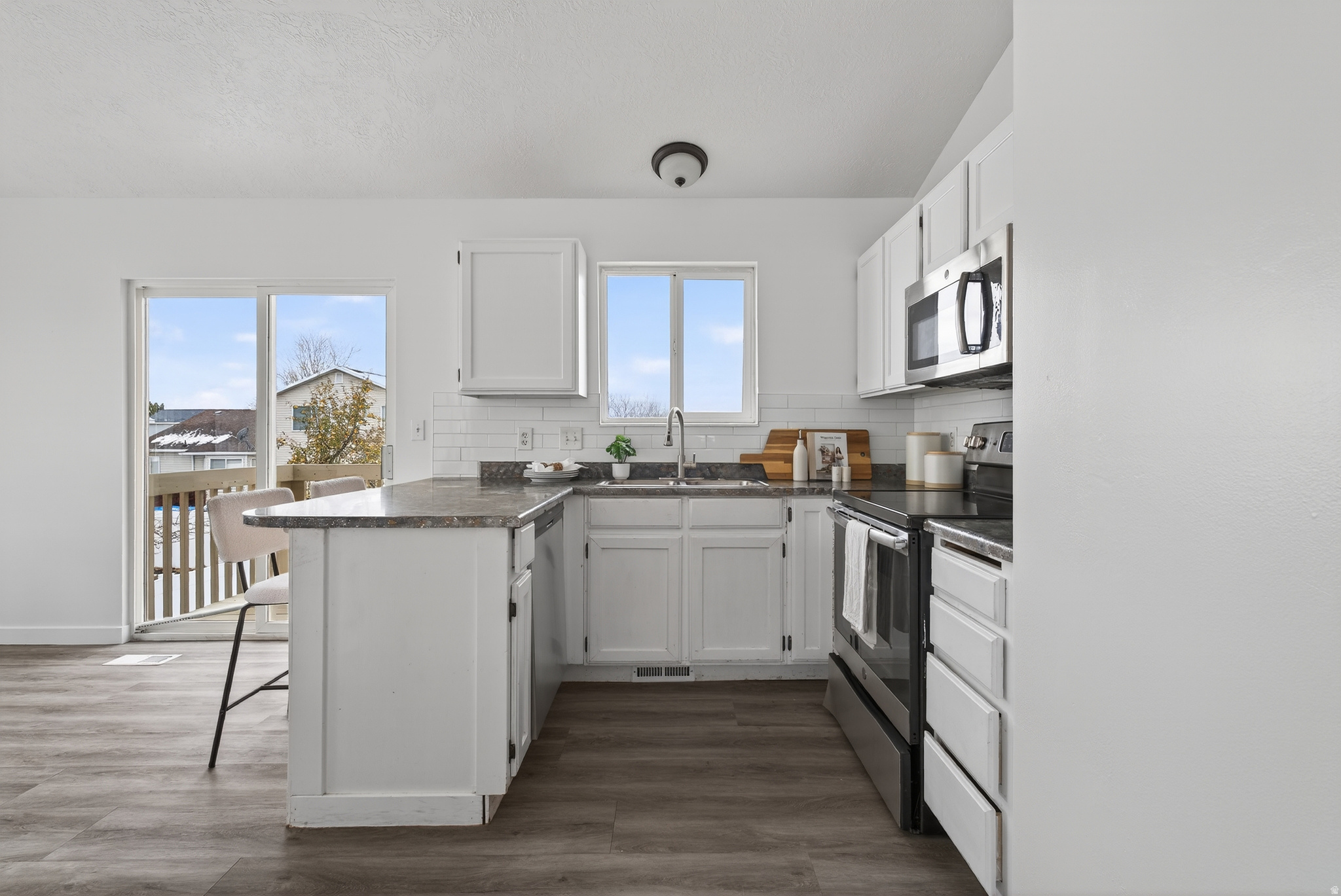 EASTLAND ESTATES - Residential