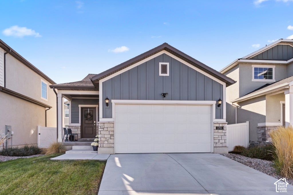 Photo of 1701 S HAVEN PKWY W, West Haven, UT 84401 (MLS # 2188810)