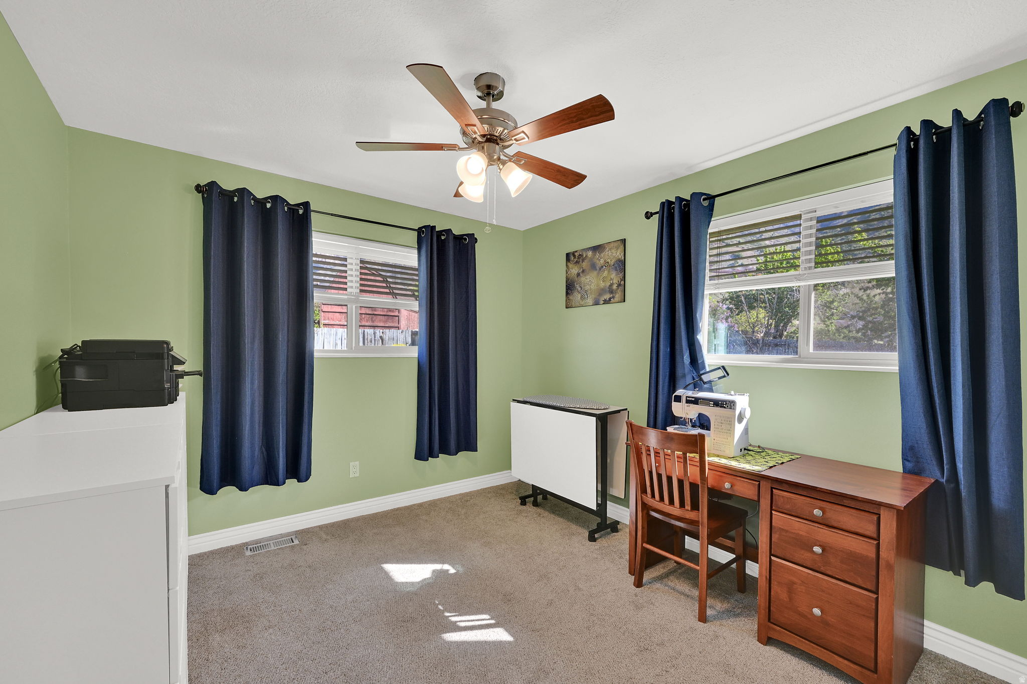 CAMARREN COVE ESTATE - Residential