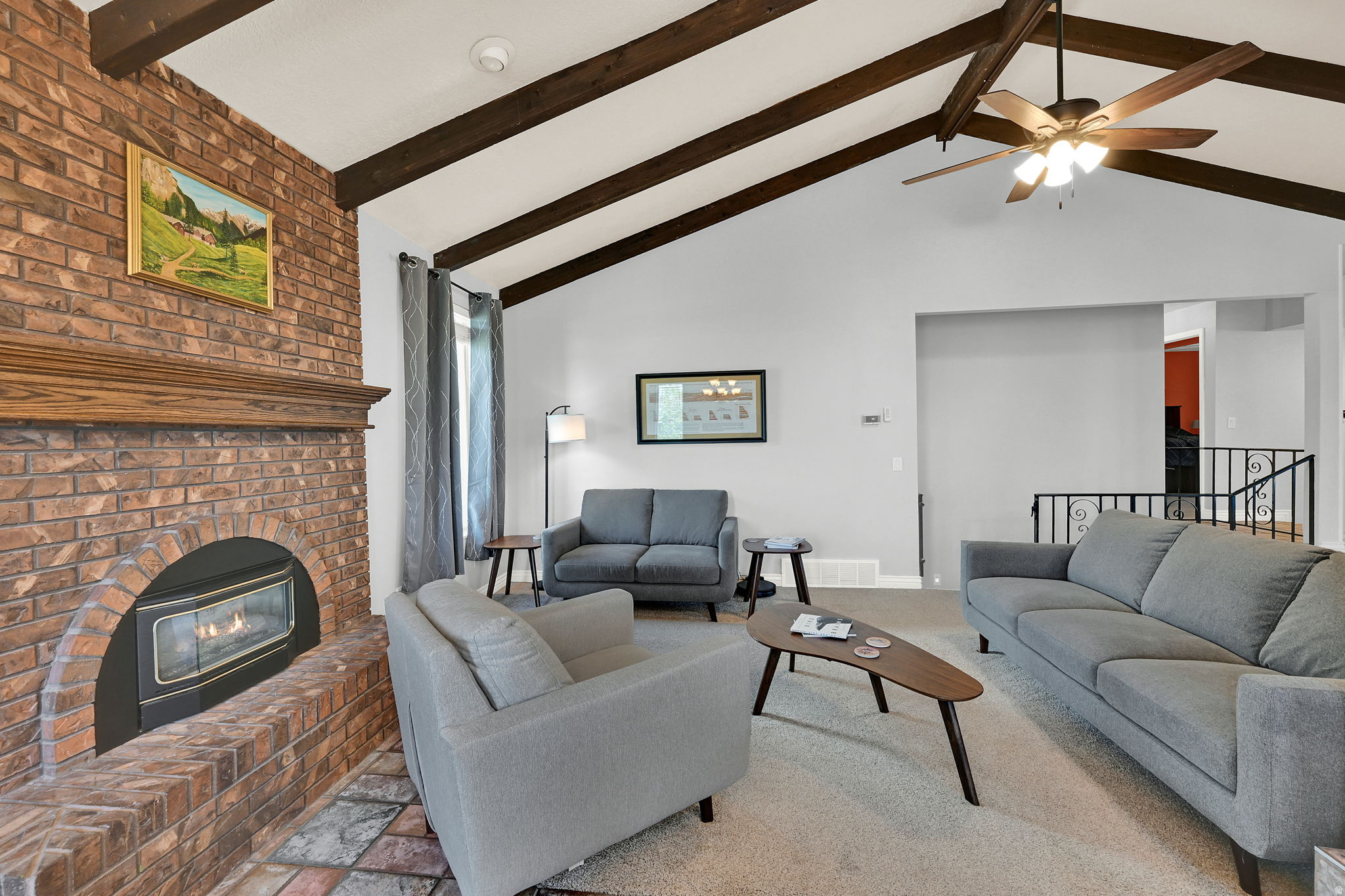 CAMARREN COVE ESTATE - Residential