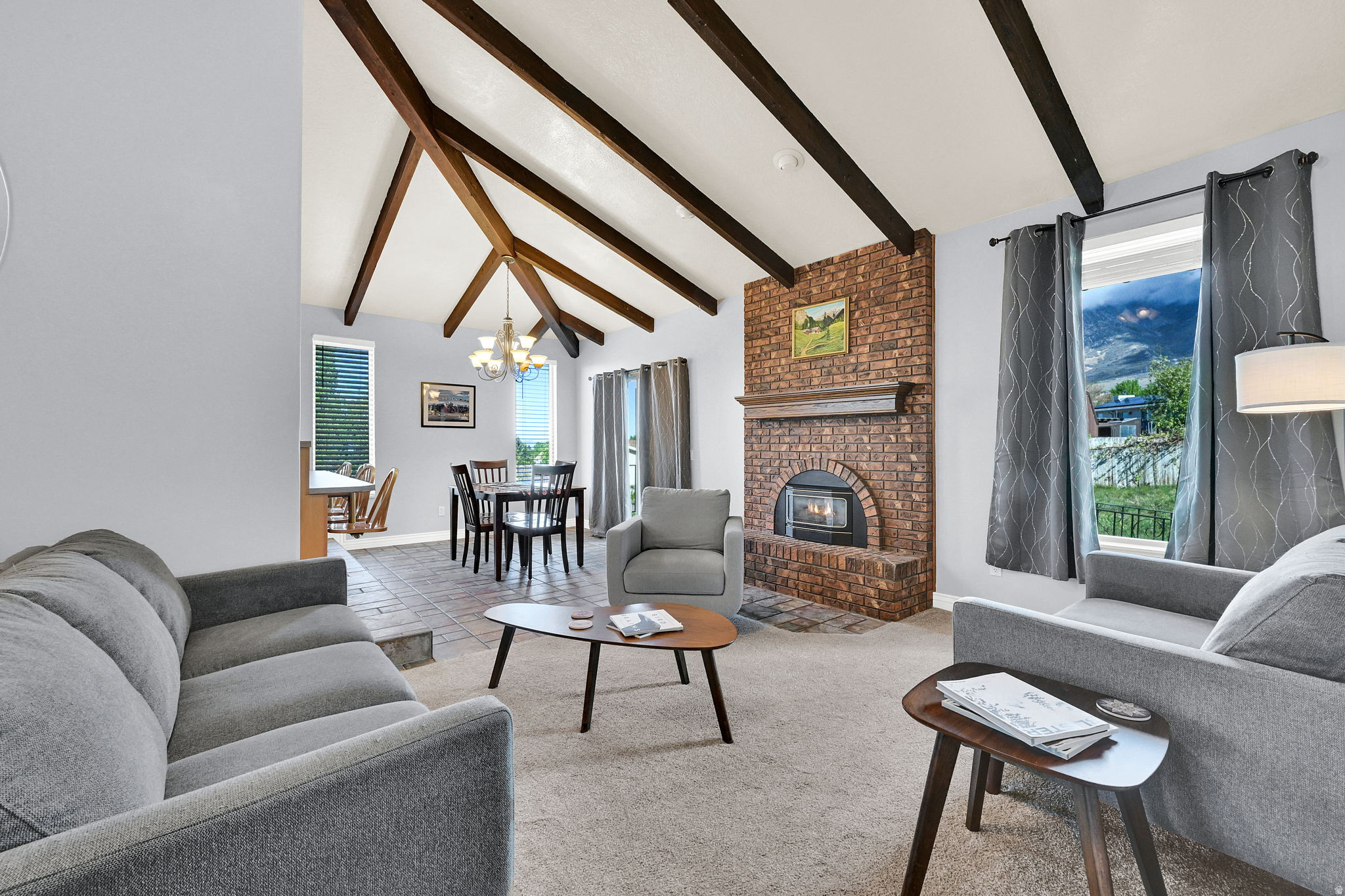 CAMARREN COVE ESTATE - Residential