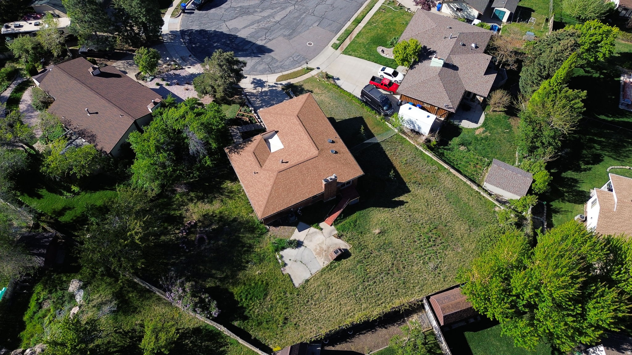 CAMARREN COVE ESTATE - Residential