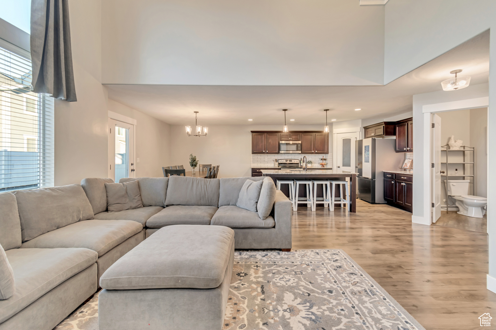 1526 W Stone Gate Dr, Saratoga Springs, Utah image 4