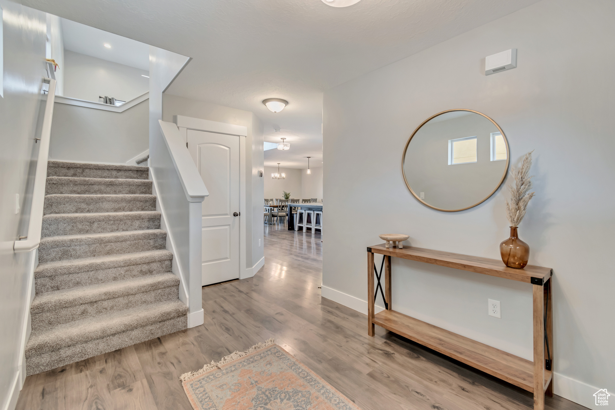 1526 W Stone Gate Dr, Saratoga Springs, Utah image 2