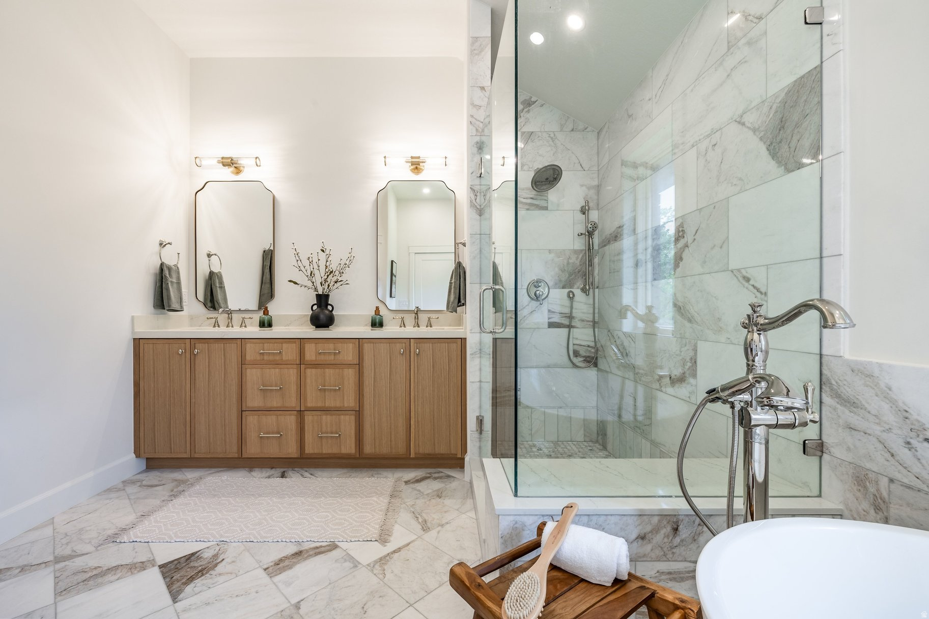 ENSIGN DOWNS PLAT D - Residential