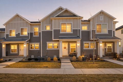 Photo of 9340 N VERNHAM LN E #207, Eagle Mountain, UT 84005 (MLS # 2135227)